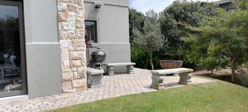 3 Bedroom Property for Sale in Hartenbos Landgoed Western Cape